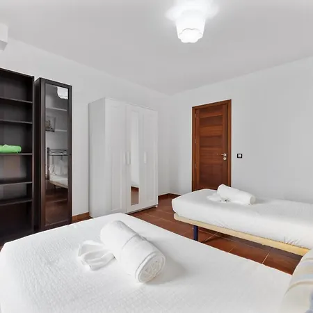 Vila Home2book Luxury Playa Honda, Private Pool