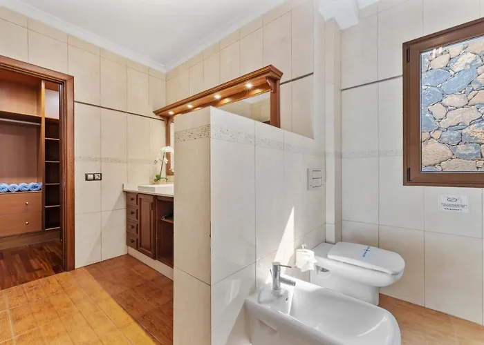 Home2book Luxury Playa Honda, Private Pool Vila *